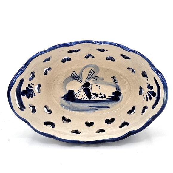 Delft Hand Painted Ceramic Dish with Handles Vintage Heart Cutout Design Holland - Picture 2 of 6